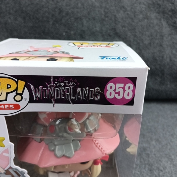 Funko Pop! Games: Tiny Tina's Wonderlands - Tiny Tina #858 Pink Hat Bunny - Picture 7 of 8